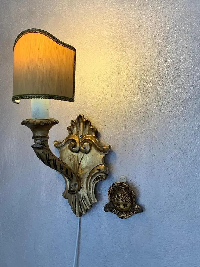 B&B Borghi Комо 0*,